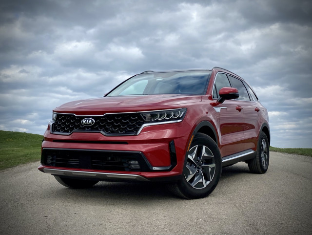 2021 Kia Sorento Hybrid tested, 2021 Hyundai Veloster N driven, Mustang Mach-E scores safety win: What's New @ The Car Connection