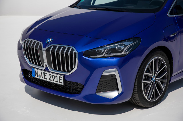 Preview: 2022 BMW 2-Series Active Tourer adopts sportier look with redesign