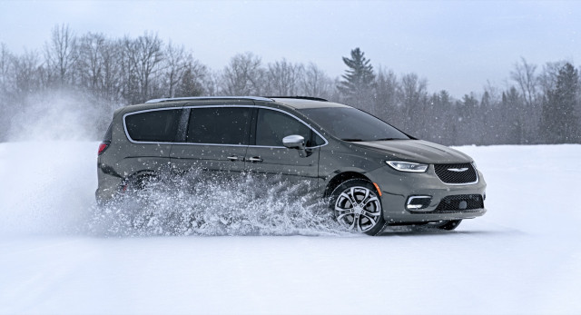 2022 Chrysler Pacifica Review, Ratings, Specs, Prices, and Photos