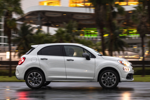 2022 FIAT 500X Review, Pricing, & Pictures