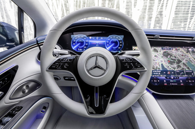 2022 Mercedes-Benz EQS first drive (EQS 450+)