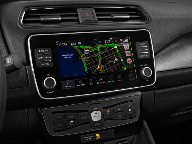 2022 Nissan Leaf SV Hatchback Instrument Panel