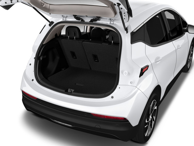 Chevy bolt 2024 interior space