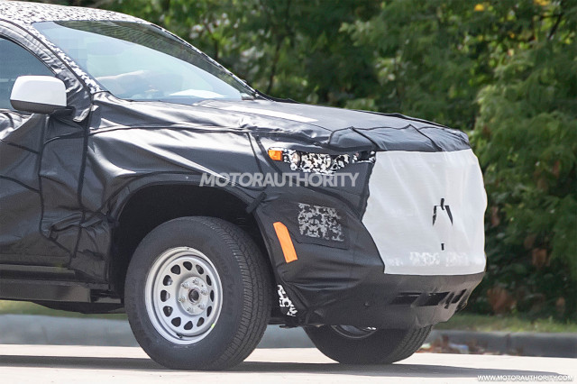 2023 Chevy Colorado Spy Shots 2023 Chevrolet Colorado Spy Shots Redesigned Mid Size Pickup On The Way