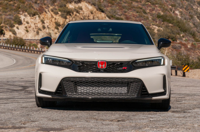 Honda Civic Type R: Motor Authority Best Car To Buy 2023