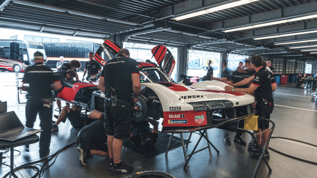 2023 Porsche 963 LMDh race car tests at Daytona International Speedway