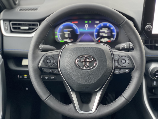 The 2023 Toyota RAV4 Hybrid XSE debuts a new 12.3-inch digital instrument cluster. 