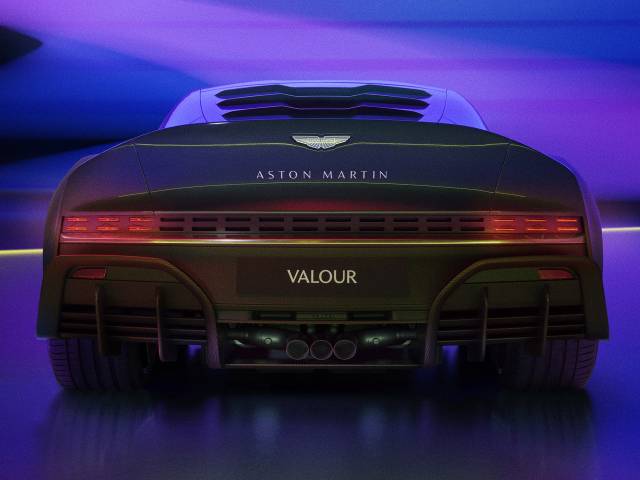 Aston Martin Valour Debuts With Retro Looks V 12 Power DC News Now 