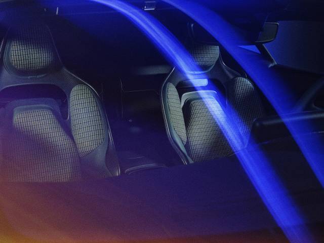 Aston Martin Valour Debuts With Retro Looks V 12 Power WTTV CBS4Indy
