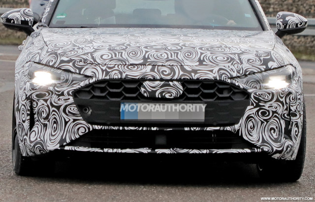 Graag gedaan Grote waanidee serveerster 2024 Audi A4 Avant spy shots: Redesigned A4 takes on evolutionary look
