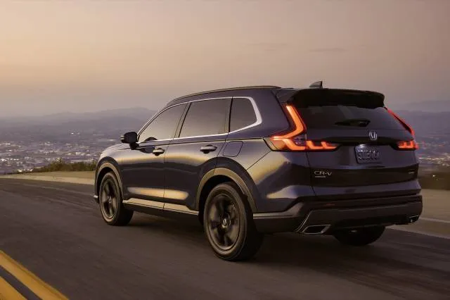 2024 Honda CR-V gets $950 price hike, new Sport-L hybrid trim 2024 Honda CR-V gets $950 price hike, new Sport-L hybrid trim