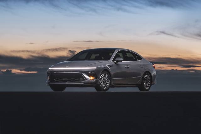 2024 Hyundai Sonata Hybrid