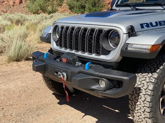 2024 Jeep Wrangler Review: Where Modern Tech Meets Old-School