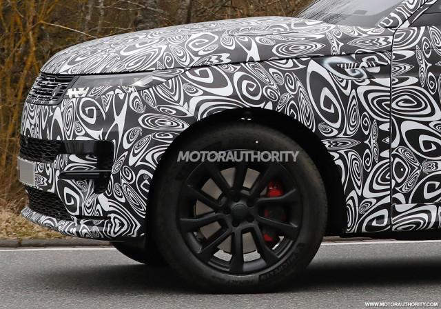 2023 Land Rover Range Rover Sport spy shots and video: Redesigned