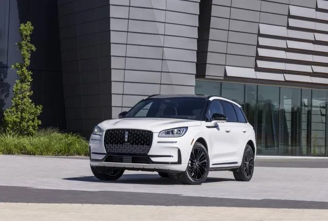 2024 Lincoln Corsair Review: Prices, Specs, and Photos - The Car Connection