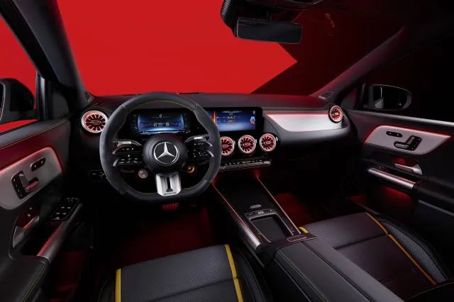 2024 Mercedes-Benz AMG GLA 45 S
