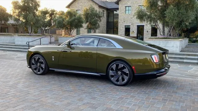 2024 Rolls Royce Spectre Price, Interior, Specs, Range & Engine