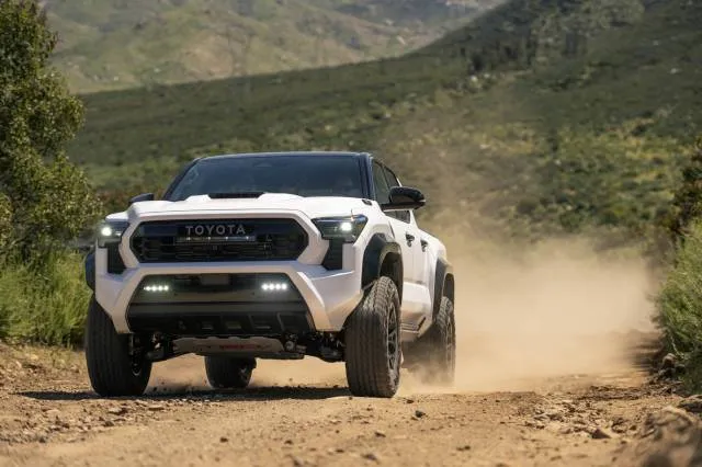 Ford Ranger vs. Toyota Tacoma: Compare Pickup Trucks