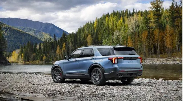 2025 Ford Explorer ST