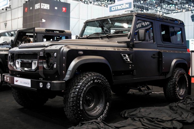 Kahn Design Builds Land Rover Defender Based 6x6