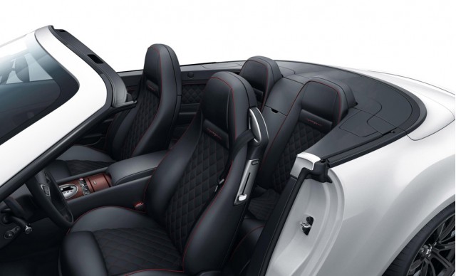 Bentley Continental Supersports Convertible ISR: 2011 Geneva Motor