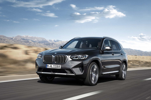 2022 BMW X3, X4 small SUVs updated with more tech, more torque, modest price increases 