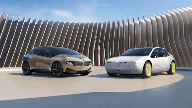BMW i Vision Dee concept teases Neue Klasse's digital tech