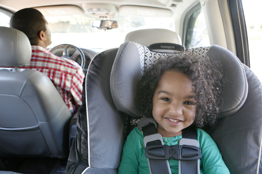 When to move to forward facing car outlet seat