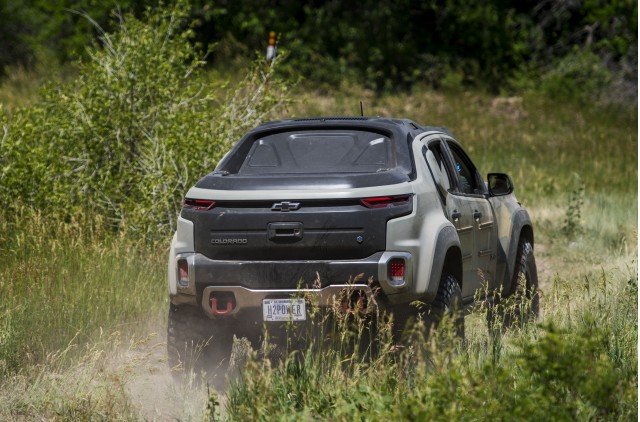 Chevrolet Colorado ZH2 hydrogen fuel-cell electric vehicle