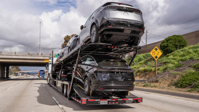 Electric semi trucks delivering Nissan vehicles in the Los Angeles area