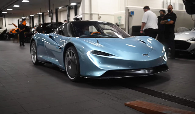 First McLaren Speedtail in United States video