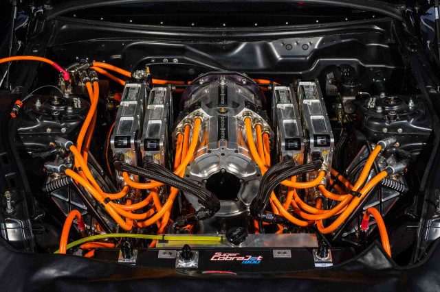  Ford Mustang Super Cobra Jet debuta en el drag racer eléctrico