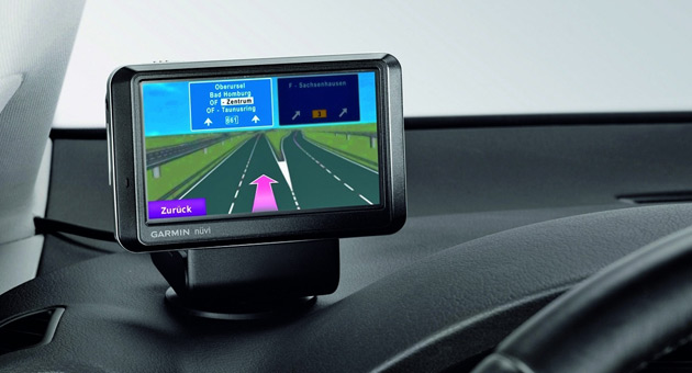 aktivt stang Antagonisme Volkswagen teams up with Garmin for portable GPS navigation system