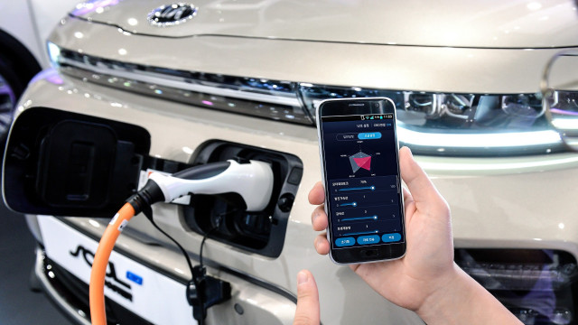 Hyundai-Kia smartphone-based EV performance settings