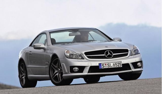 Mercedes-Benz Goes Back to Black with SL65