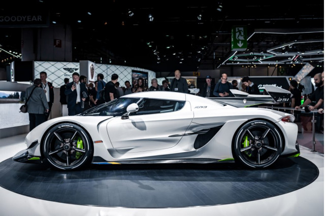The Koenigsegg Jesko show car has 34 layers to its paint