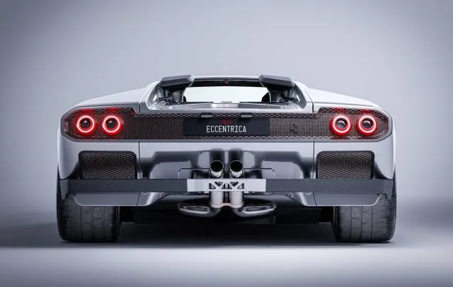 Lamborghini Diablo restomod is first project from Eccentrica