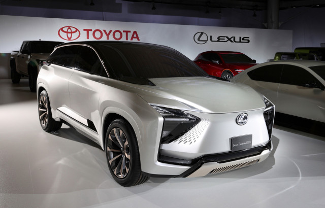 Lexus RZ 450e electric SUV debuts, as brand aims for all-BEV in US by 2030