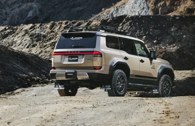 Lexus GX 550 Overtrail by JAOS debuts at Tokyo Auto Salon