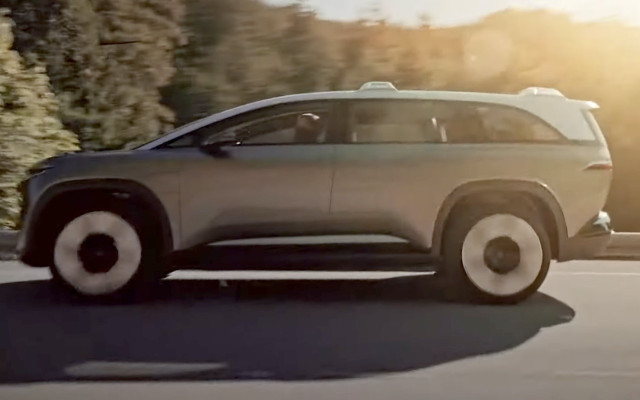 2024 Lucid Gravity electric SUV previewed for the US - Drive