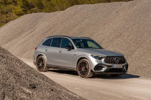 Review: 2025 Mercedes-Benz AMG GLC 63 S E Performance improves