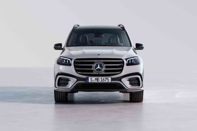 2024 Mercedes-Benz GLS Class Review: Prices, Specs, and Photos - The Car  Connection