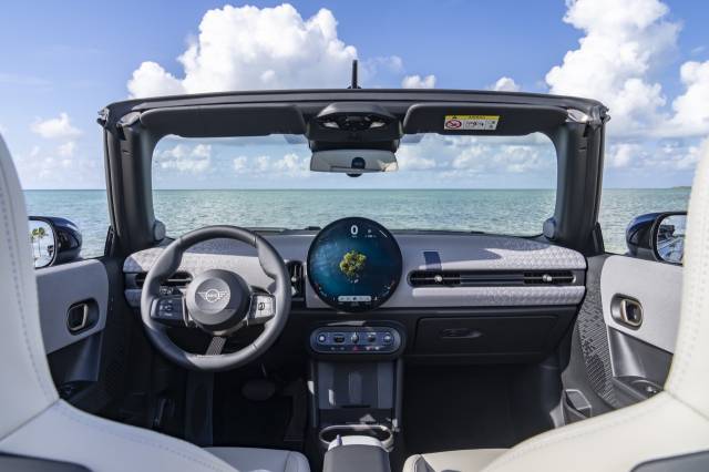 2025 Mini Cooper convertible