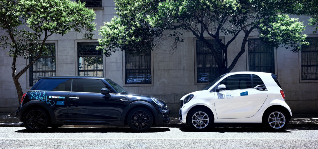 Mini from BMW and Smart from Mercedes join in Reach Now car sharing program