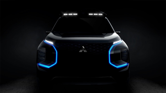 Mitsubishi Engelberg Tourer concept teaser