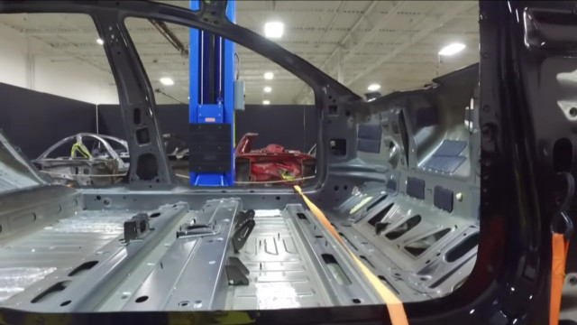 Munro & Associates teardown of Tesla Model 3 [Autoline]