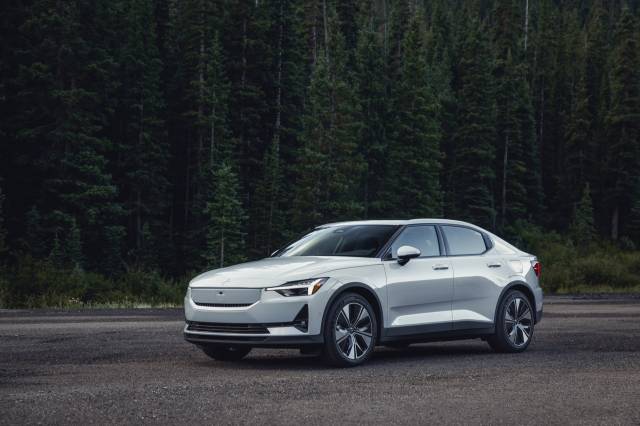 Polestar Takes Over Tesla's Showroom at the Short Hills Mall