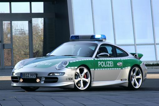police_porsche_011600.jpg