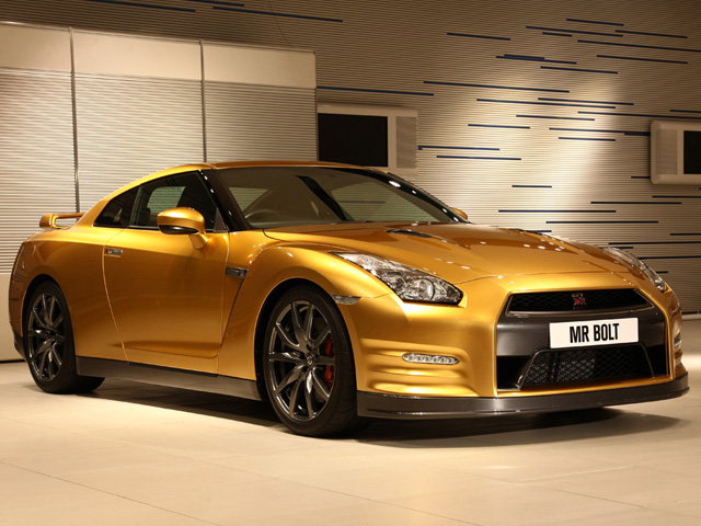 Usain Bolt To Aid GT-R Development, Auction Golden Example For Charity