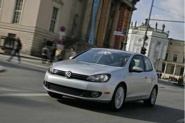 2010 Volkswagen Golf / TDI: First Drive